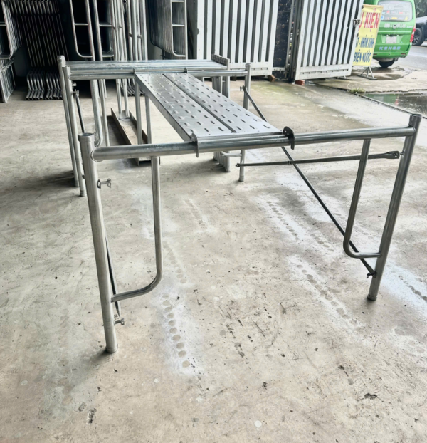 Giàn Giáo Khung 0.9m Ống Thép Mạ Kẽm - Dày 1.6ly